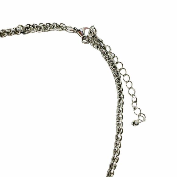 CHUNKY Crystal Snowflake Necklace - Picture 4 of 4